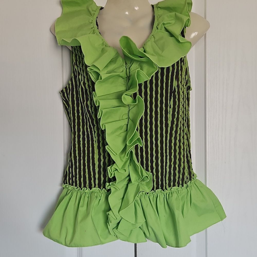 Samuel Dong Women's Green Ruffled Sleevless Top Medium - Picture 3 of 16